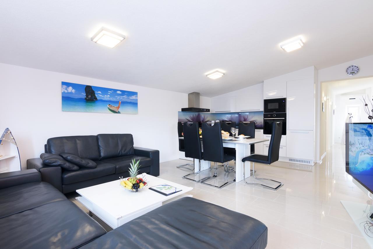 Studio Apartment Maslina Gornji Karin Ngoại thất bức ảnh