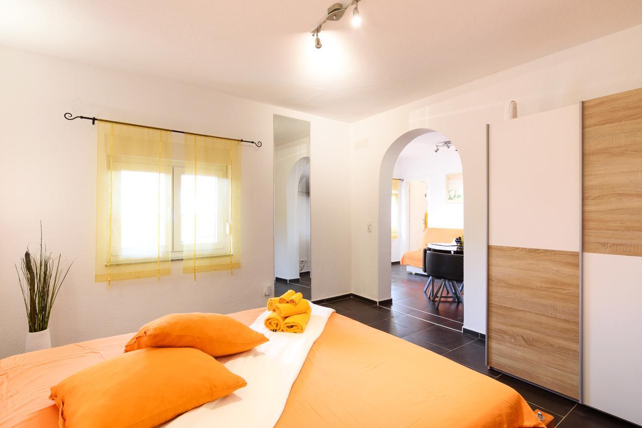 Studio Apartment Maslina Gornji Karin Ngoại thất bức ảnh