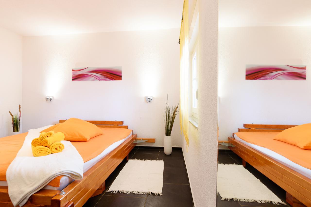 Studio Apartment Maslina Gornji Karin Ngoại thất bức ảnh